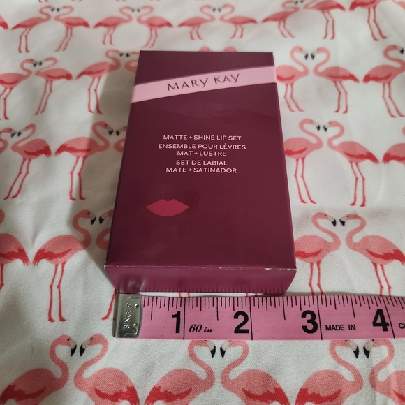 Mary Kay Matte + Shine Lip Set - Picture 5 of 6